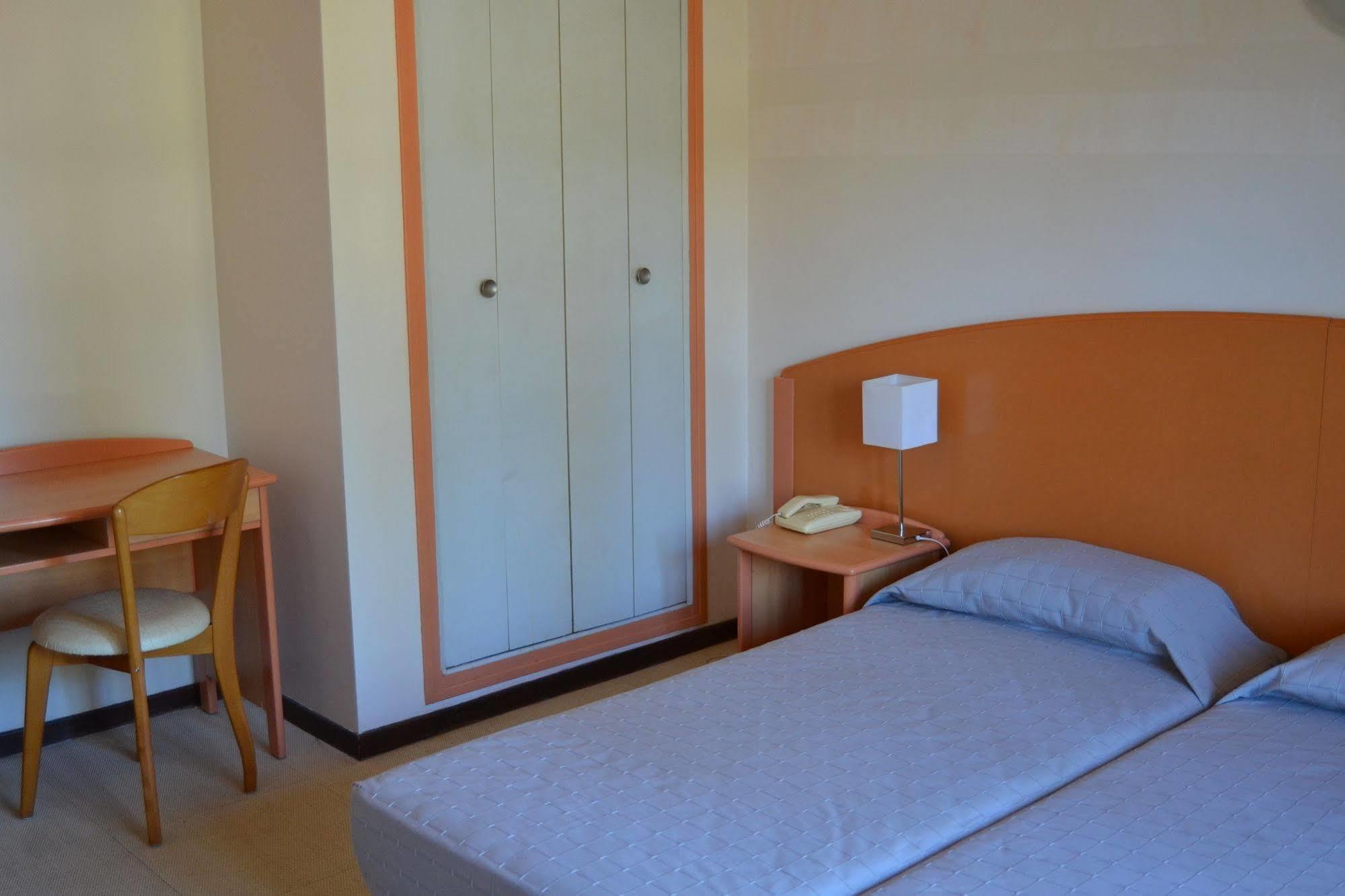 Hotel Cyrnea Calvi  Eksteriør bilde